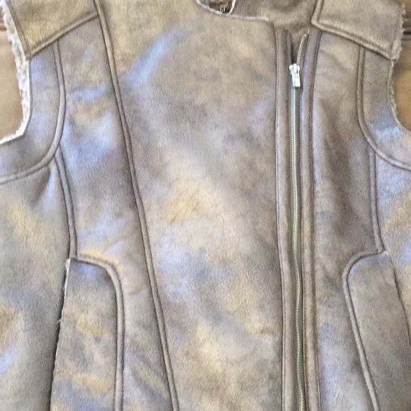 Metallic vest - Picture 4 of 5